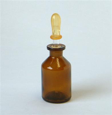 Steilbrust-Pipettenflasche 50 ml Braunglas, NS-Tropfpipette